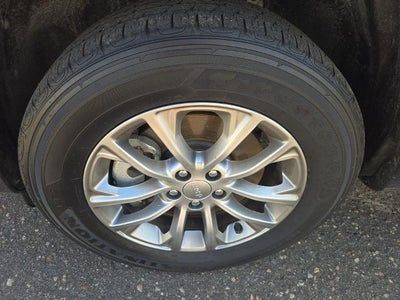 2022 Jeep Cherokee Latitude Lux