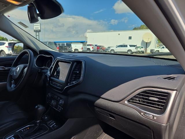 2022 Jeep Cherokee Latitude Lux