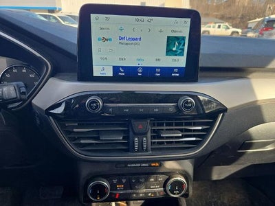 2022 Ford Escape SE Hybrid