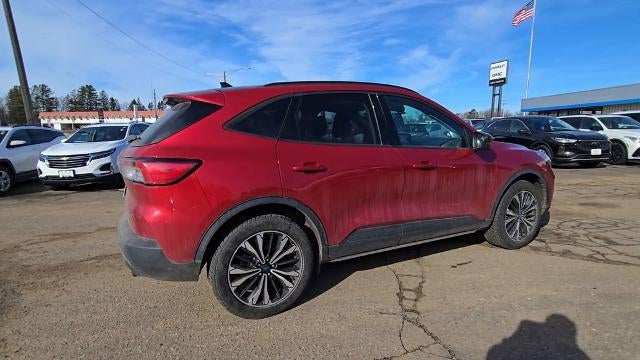 2022 Ford Escape SE Hybrid