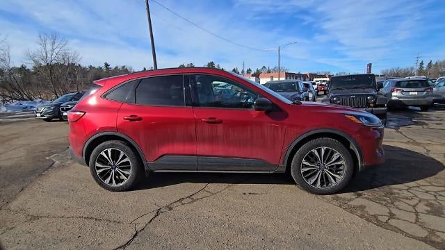 2022 Ford Escape SE Hybrid