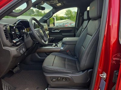 2025 Chevrolet Silverado 3500 HD High Country