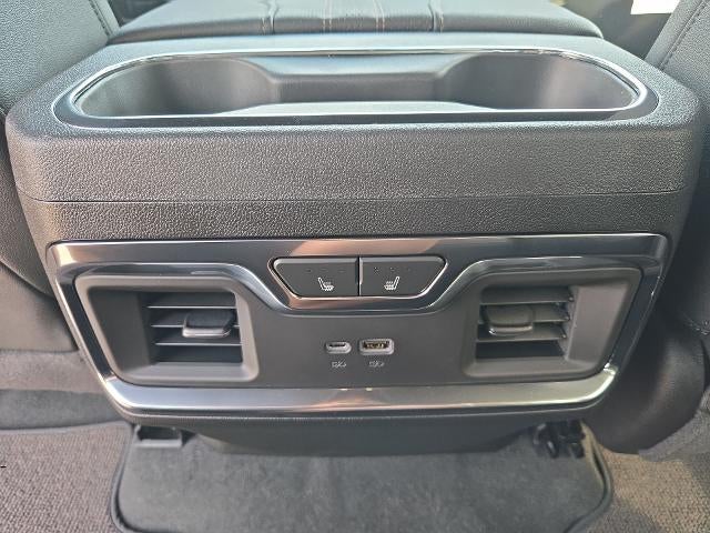 2025 Chevrolet Silverado 3500 HD High Country