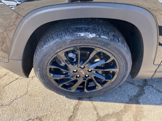 Used 2023 GMC Terrain SLT with VIN 3GKALVEG8PL221202 for sale in Hibbing, Minnesota