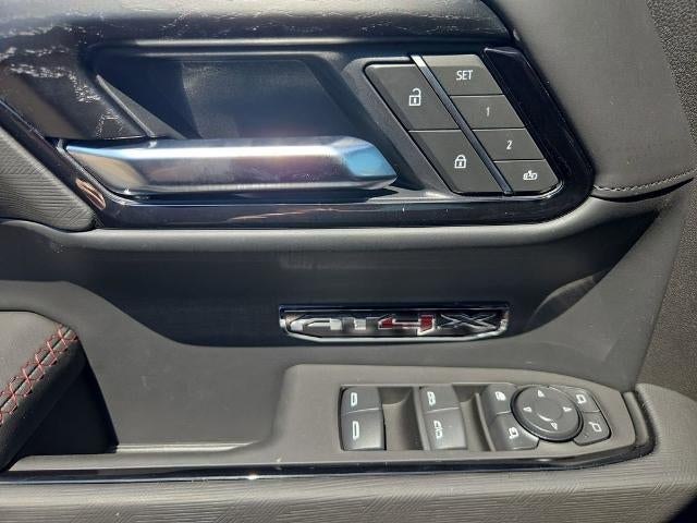 2025 GMC Sierra 1500 AT4X