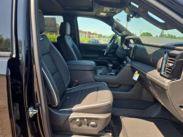 2025 GMC Sierra 1500 AT4X