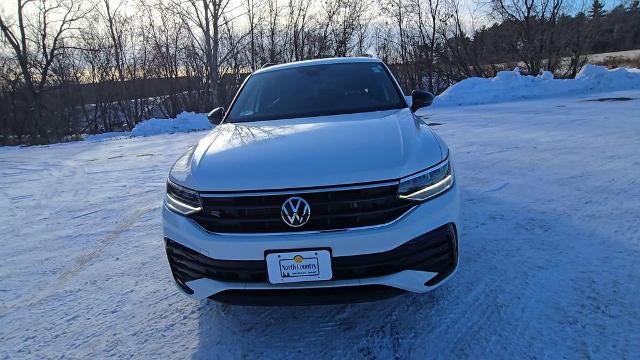 2022 Volkswagen Tiguan SE R-Line Black