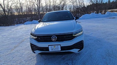 2022 Volkswagen Tiguan SE R-Line Black