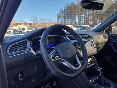 2022 Volkswagen Tiguan SE R-Line Black