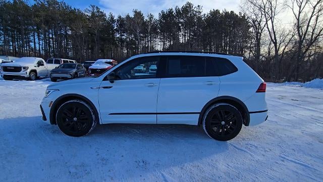 2022 Volkswagen Tiguan SE R-Line Black