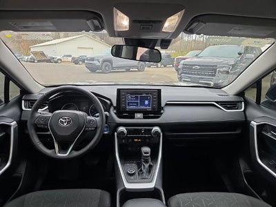 2022 Toyota RAV4 Hybrid XLE